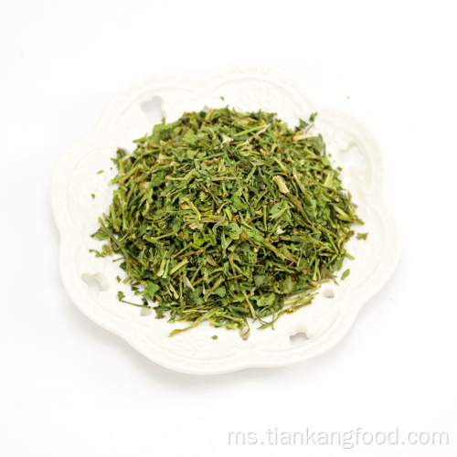 Daun ketumbar kering dan saiz kecil